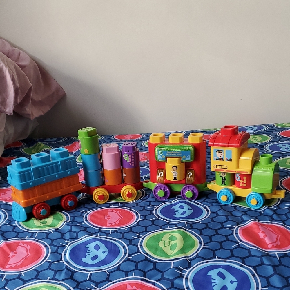 Mega Bloks Colorful Train Set
